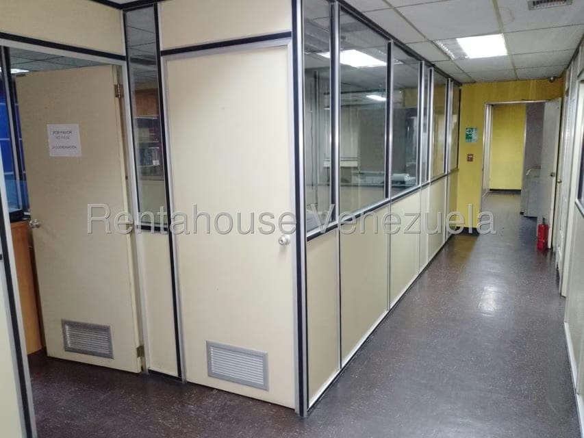 Comercial (Oficina) en Alquiler en La Candelaria, Distrito Metropolitano - 11