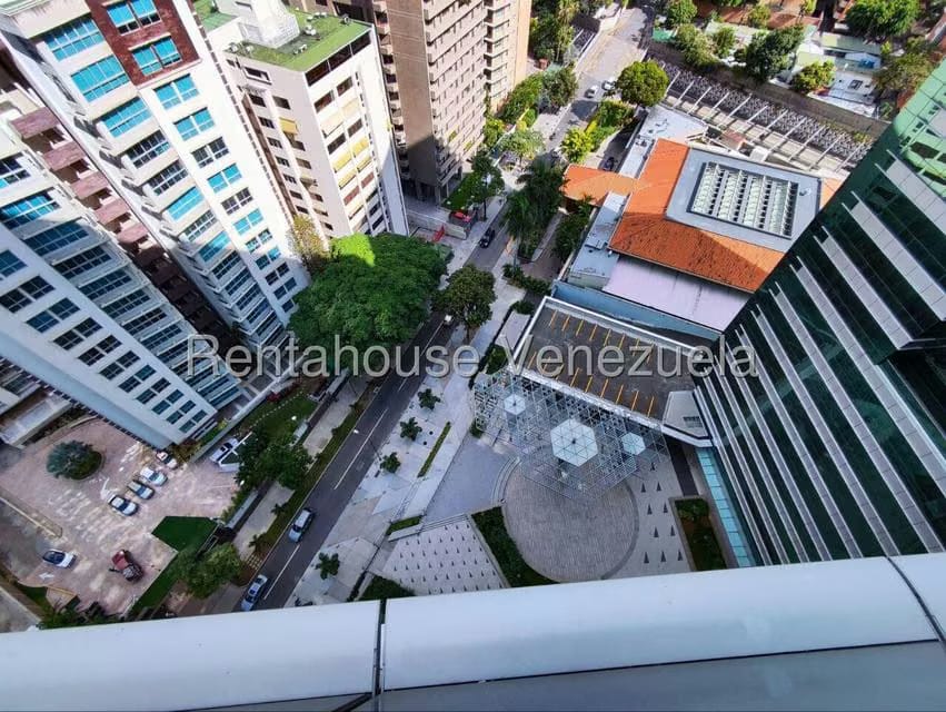 Comercial (Oficina) en Venta en Campo Alegre, Distrito Metropolitano - 16