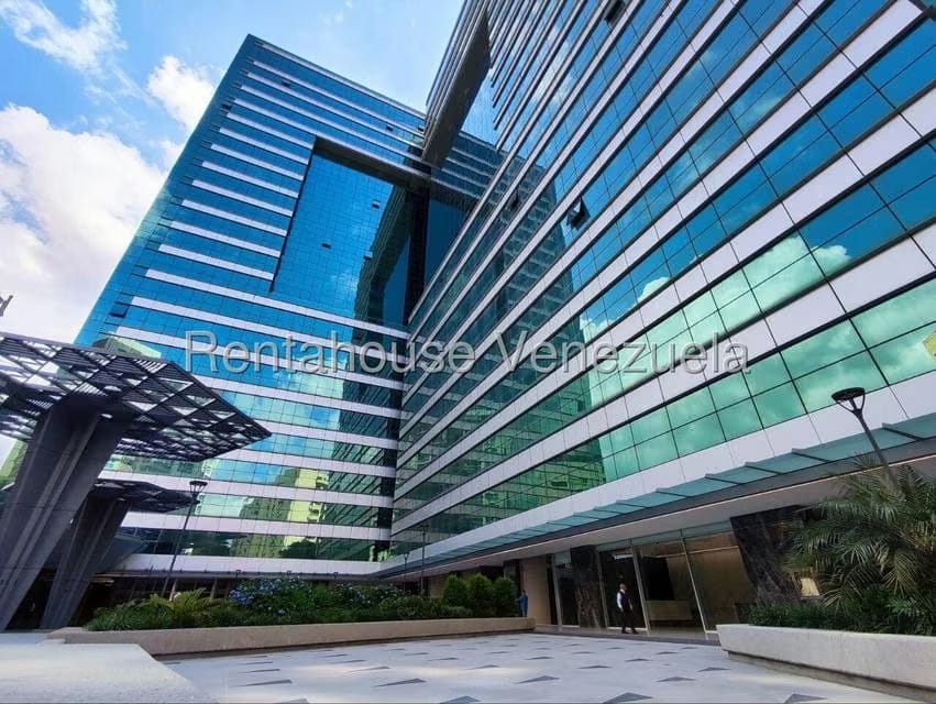 Comercial (Oficina) en Venta en Campo Alegre, Distrito Metropolitano - 3