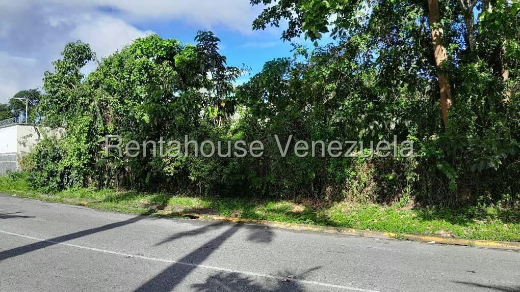 Terreno (Residencial) en Venta en Barutaima, Miranda - 2