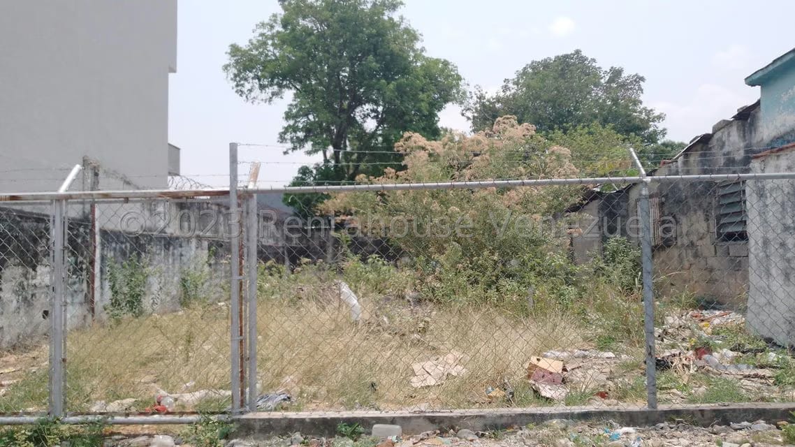 Terreno (Comercial) en Venta en Centro, Portuguesa