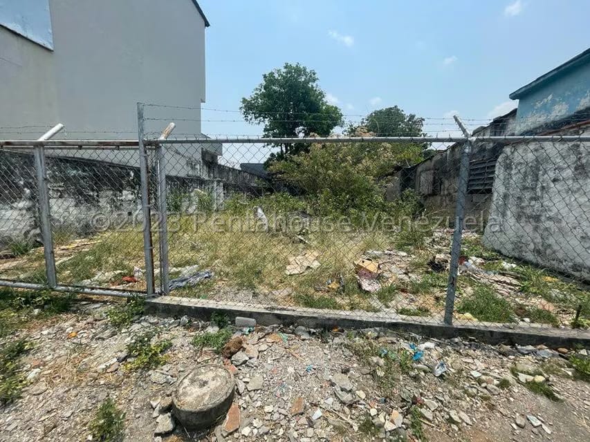 Terreno (Comercial) en Venta en Centro, Portuguesa - 3