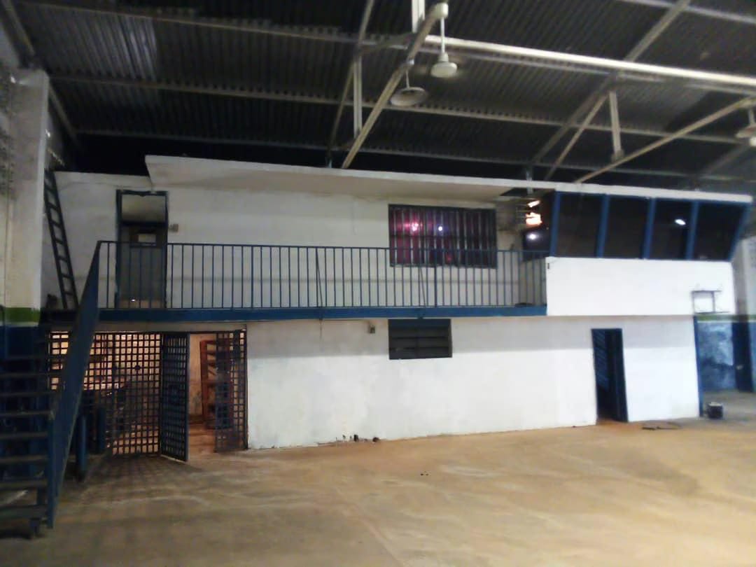 Galpón en Venta - Av. 5 de Julio - Ciudad Bolívar - Estado Bolivar - 5
