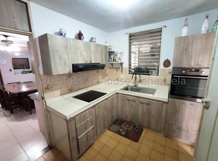 Casa (Duplex) en Venta en Colinas De Santa Rosa, Lara - 28
