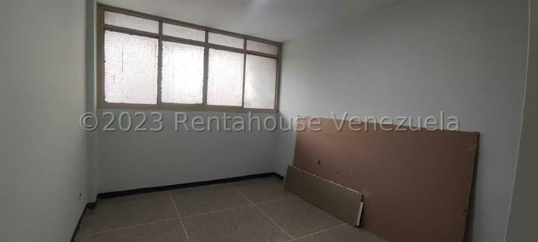 Apartamento (1 Nivel) en Venta en Parroquia Altagracia, Distrito Metropolitano - 4