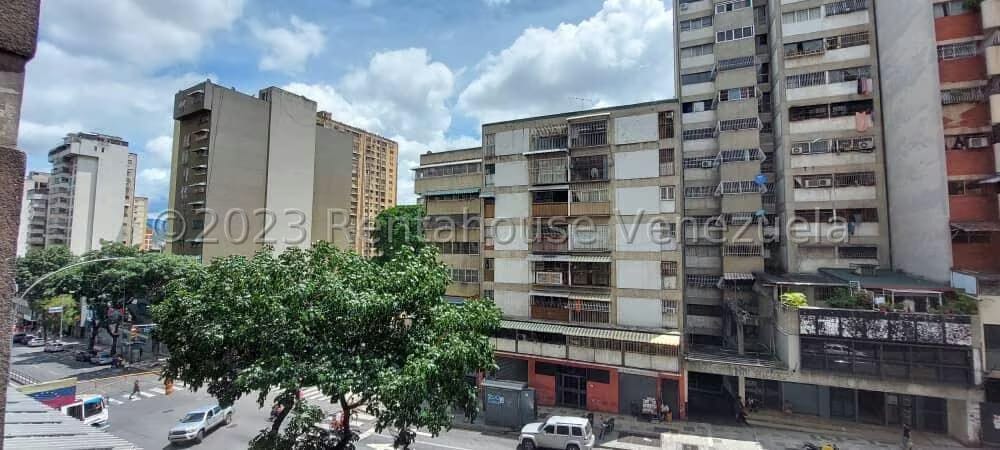 Apartamento (1 Nivel) en Venta en Parroquia Altagracia, Distrito Metropolitano - 8