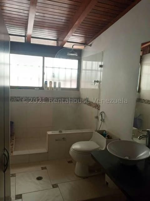 Casa (1 Nivel) en Venta en El Marques, Distrito Metropolitano - 12