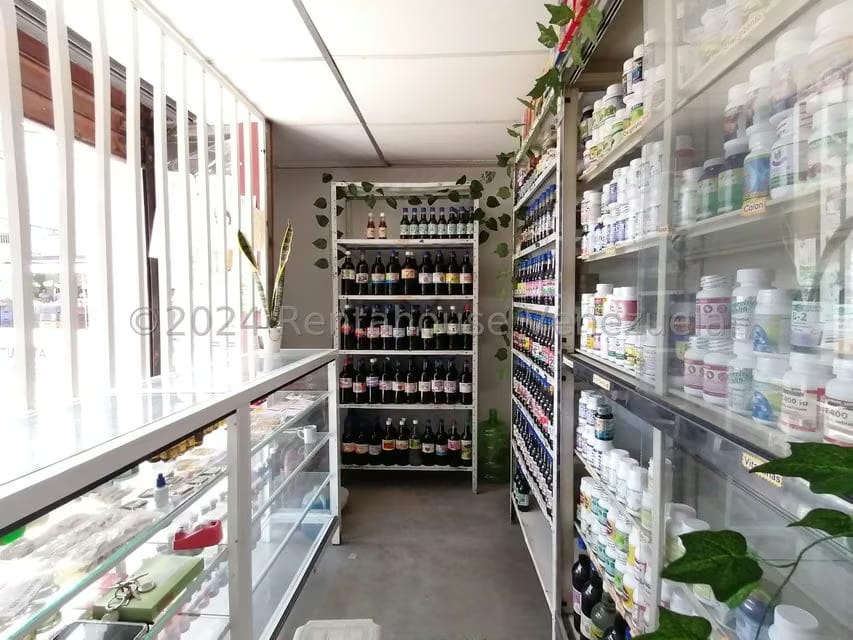 Comercial (Local Comercial) en Venta en Santa Rita, Aragua - 14