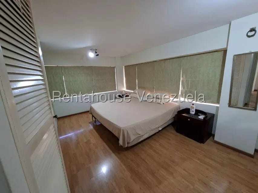 Casa (Multipes Niveles) en Venta en Cerro Verde, Distrito Metropolitano - 101