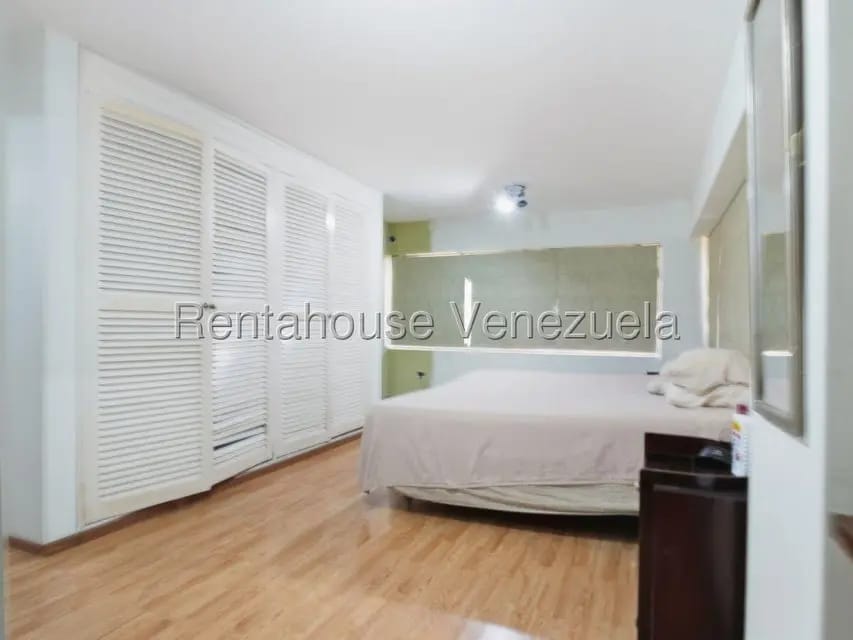 Casa (Multipes Niveles) en Venta en Cerro Verde, Distrito Metropolitano - 102