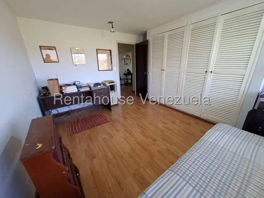 Casa (Multipes Niveles) en Venta en Cerro Verde, Distrito Metropolitano - 105