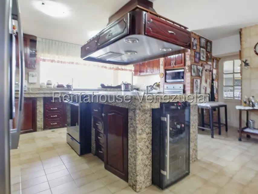 Casa (Multipes Niveles) en Venta en Cerro Verde, Distrito Metropolitano - 13