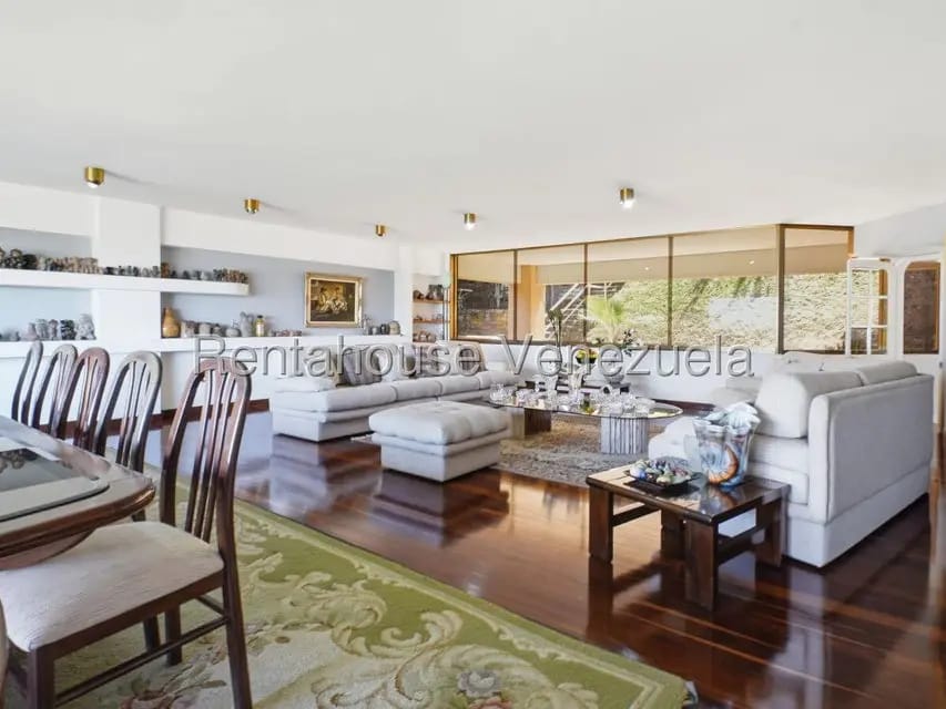 Casa (Multipes Niveles) en Venta en Cerro Verde, Distrito Metropolitano - 16