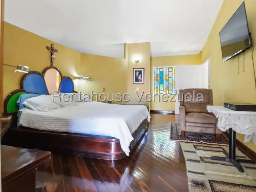 Casa (Multipes Niveles) en Venta en Cerro Verde, Distrito Metropolitano - 17