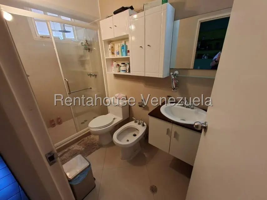 Casa (Multipes Niveles) en Venta en Cerro Verde, Distrito Metropolitano - 30