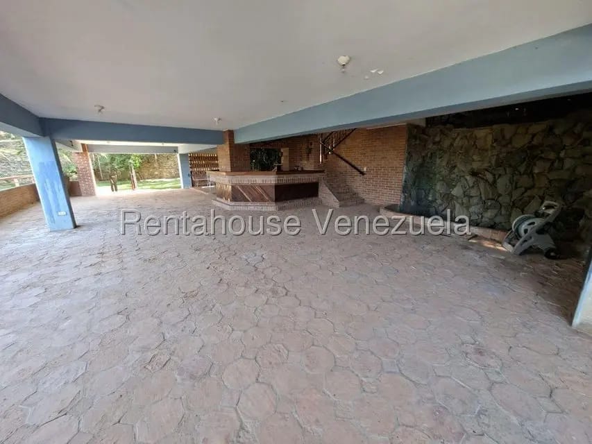 Casa (Multipes Niveles) en Venta en Cerro Verde, Distrito Metropolitano - 36