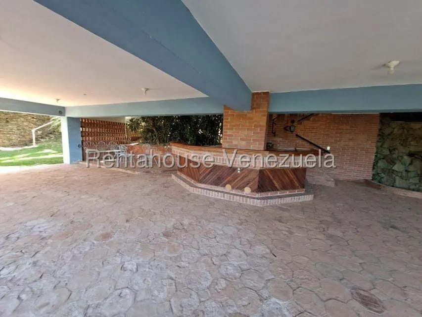 Casa (Multipes Niveles) en Venta en Cerro Verde, Distrito Metropolitano - 39