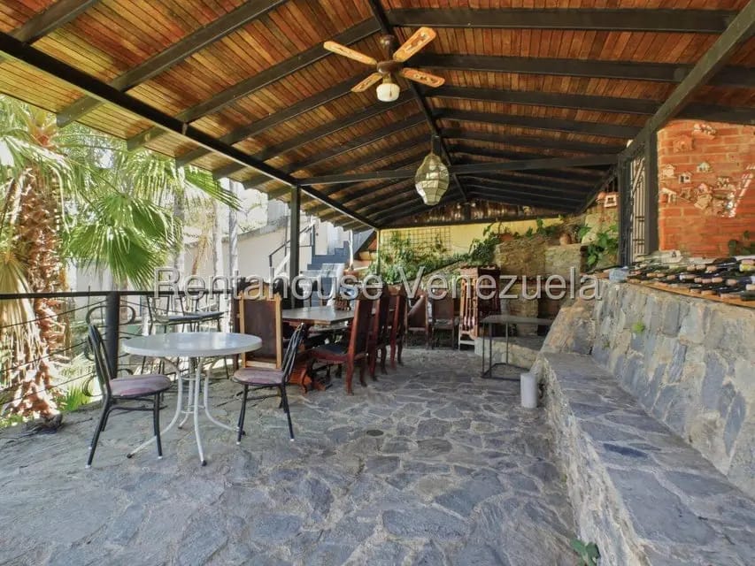 Casa (Multipes Niveles) en Venta en Cerro Verde, Distrito Metropolitano - 42