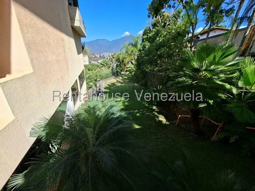 Casa (Multipes Niveles) en Venta en Cerro Verde, Distrito Metropolitano - 49
