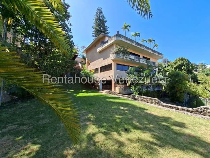 Casa (Multipes Niveles) en Venta en Cerro Verde, Distrito Metropolitano - 51