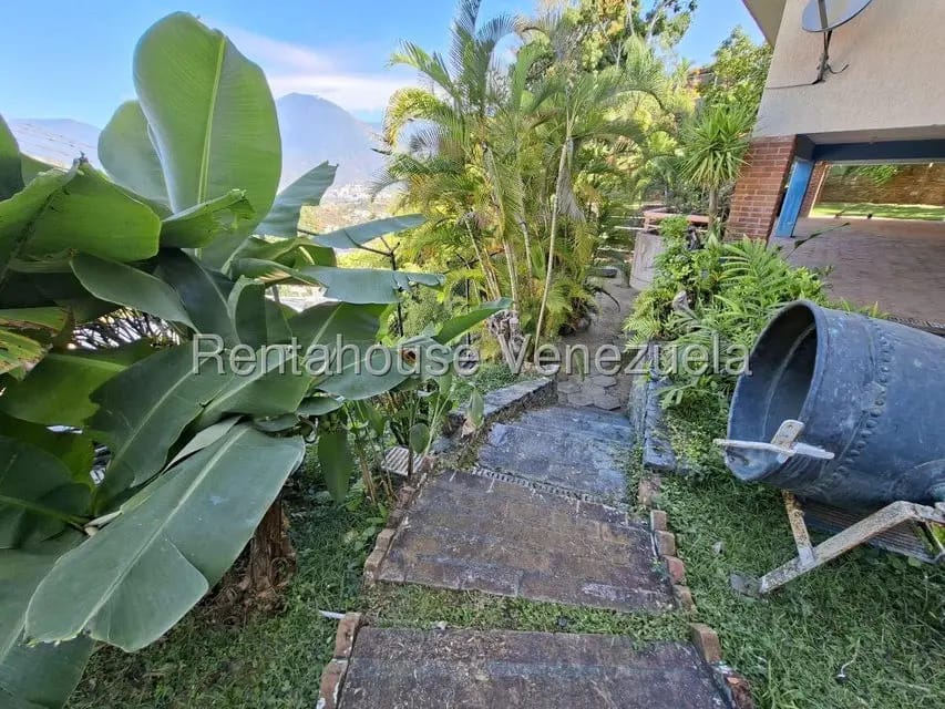 Casa (Multipes Niveles) en Venta en Cerro Verde, Distrito Metropolitano - 53