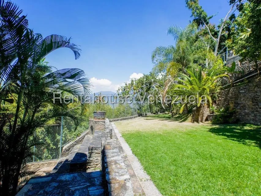 Casa (Multipes Niveles) en Venta en Cerro Verde, Distrito Metropolitano - 55