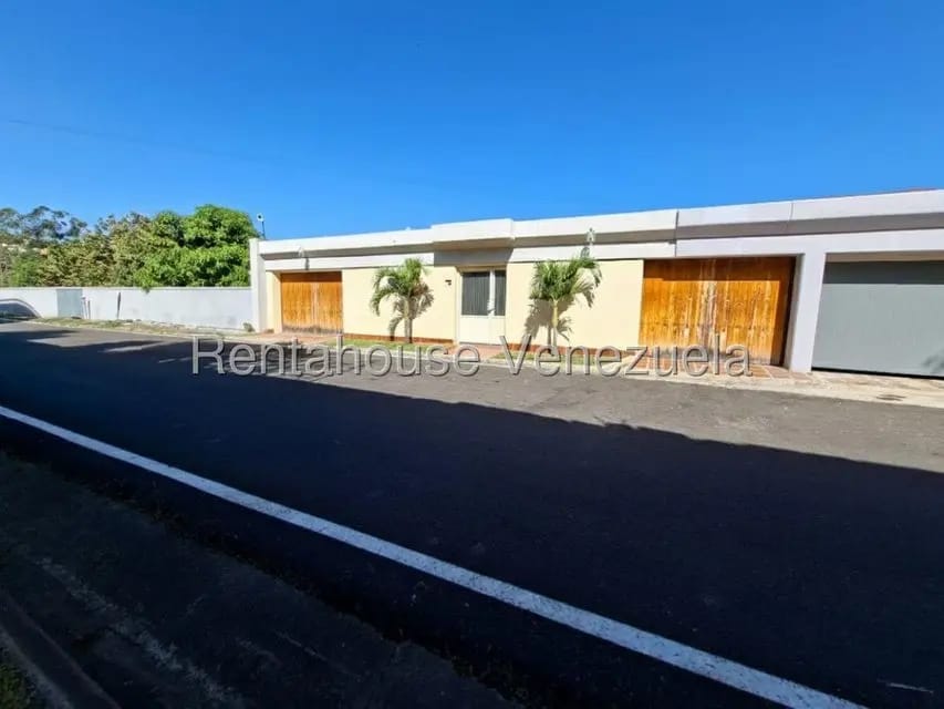 Casa (Multipes Niveles) en Venta en Cerro Verde, Distrito Metropolitano - 67