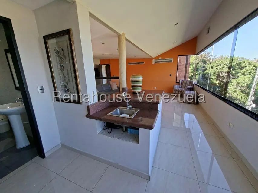 Casa (Multipes Niveles) en Venta en Cerro Verde, Distrito Metropolitano - 71