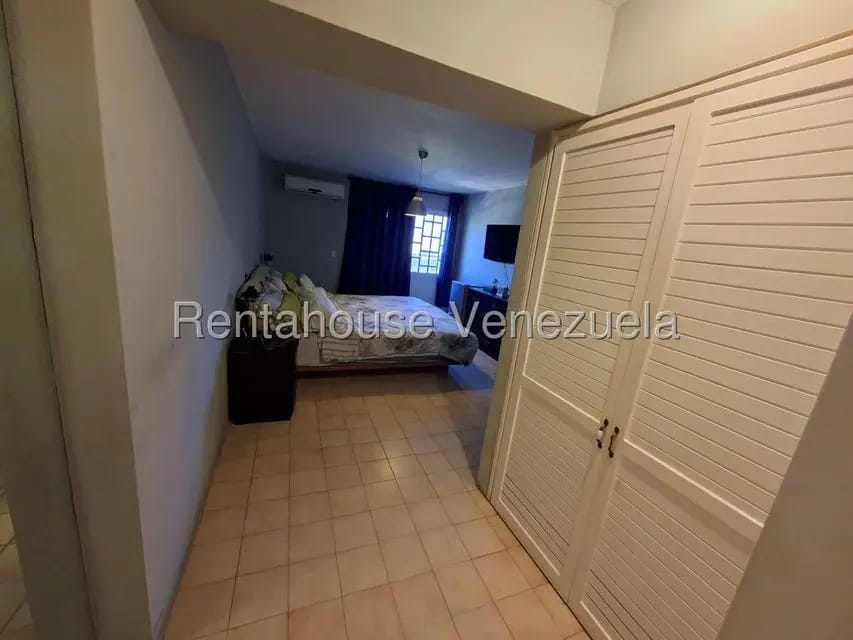 Casa (Multipes Niveles) en Venta en Cerro Verde, Distrito Metropolitano - 79