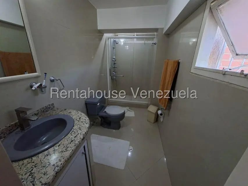 Casa (Multipes Niveles) en Venta en Cerro Verde, Distrito Metropolitano - 82