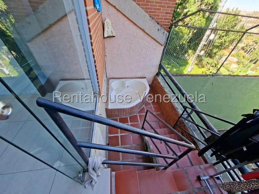 Casa (Multipes Niveles) en Venta en Cerro Verde, Distrito Metropolitano - 87