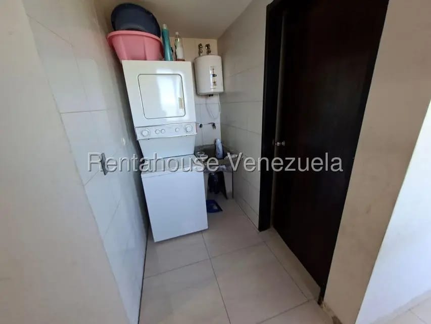 Casa (Multipes Niveles) en Venta en Cerro Verde, Distrito Metropolitano - 88