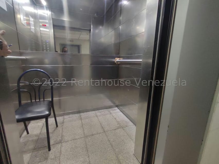 Comercial (Oficina) en Venta en Macaracuay, Distrito Metropolitano - 12