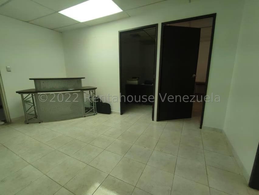 Comercial (Oficina) en Venta en Macaracuay, Distrito Metropolitano - 18