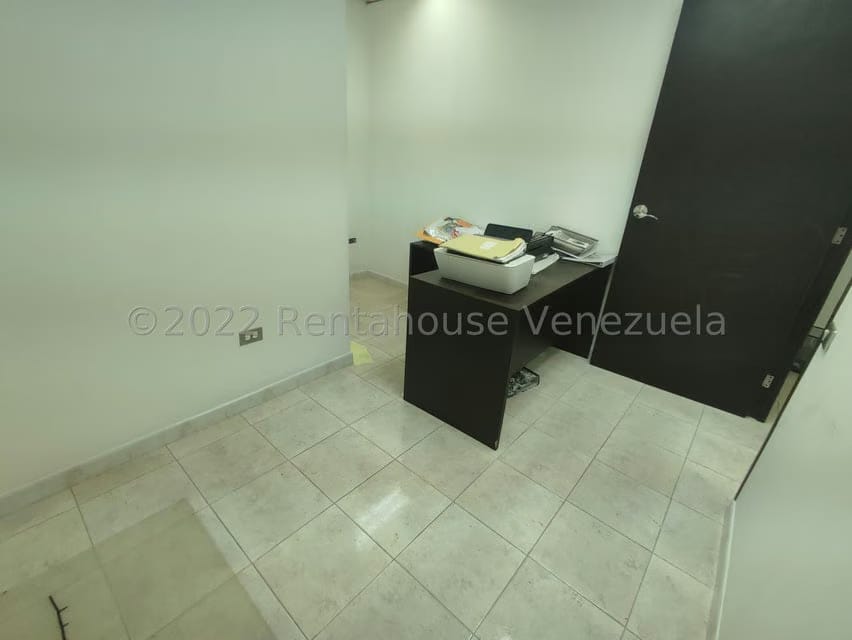 Comercial (Oficina) en Venta en Macaracuay, Distrito Metropolitano - 26