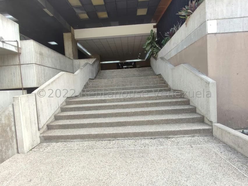 Comercial (Oficina) en Venta en Macaracuay, Distrito Metropolitano - 5
