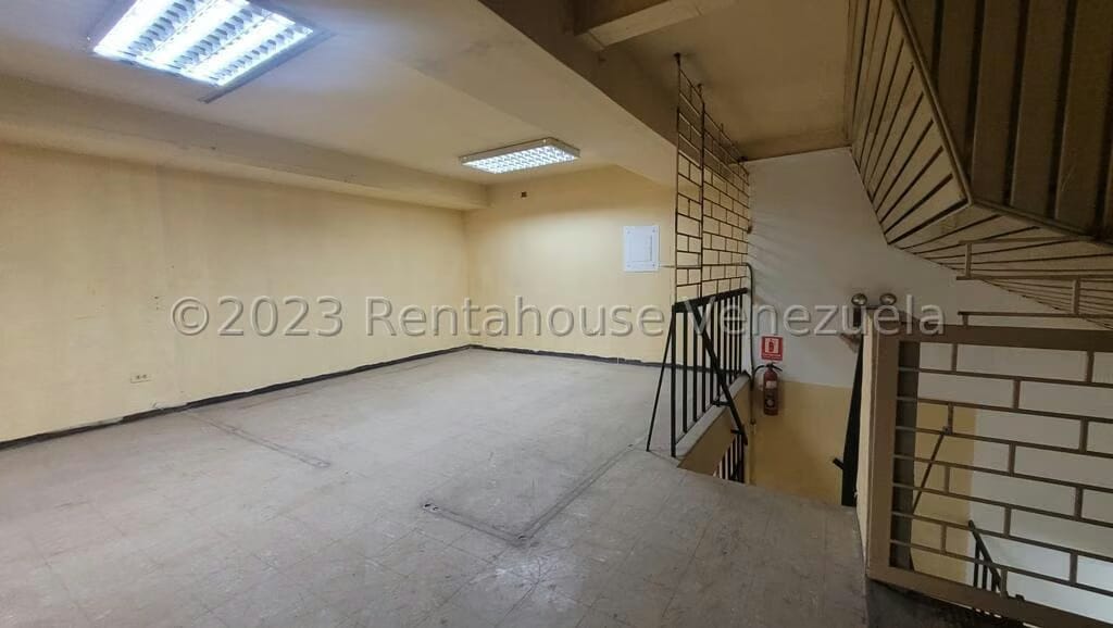 Comercial (Galpon - Deposito) en Venta en Parroquia Santa Teresa, Distrito Metropolitano - 7