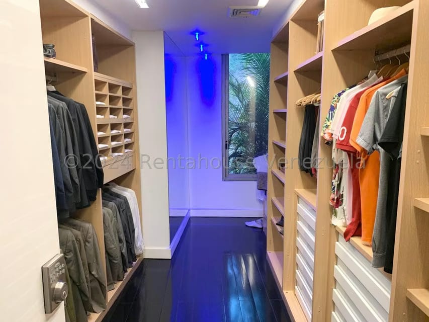 Apartamento (Multiples Niveles) en Venta en Las Mercedes, Distrito Metropolitano - 47