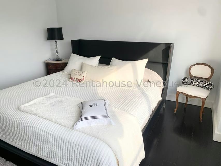 Apartamento (Multiples Niveles) en Venta en Las Mercedes, Distrito Metropolitano - 48
