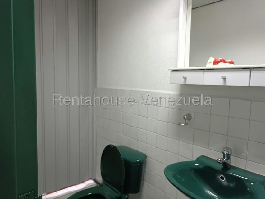 Comercial (Edificio) en Alquiler en Parroquia La Candelaria, Distrito Metropolitano - 31