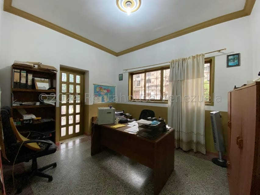 Comercial (Local Comercial) en Venta en Valle Abajo, Distrito Metropolitano - 19