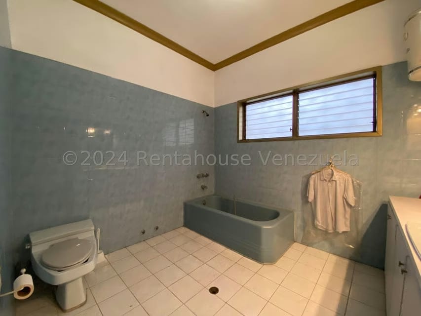 Comercial (Local Comercial) en Venta en Valle Abajo, Distrito Metropolitano - 21