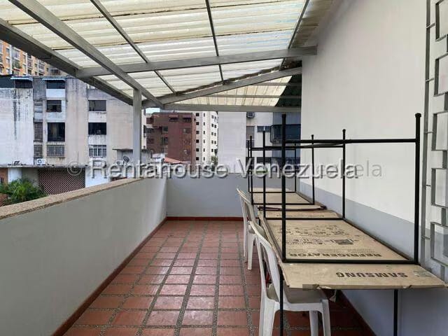 Comercial (Local Comercial) en Venta en Valle Abajo, Distrito Metropolitano - 25