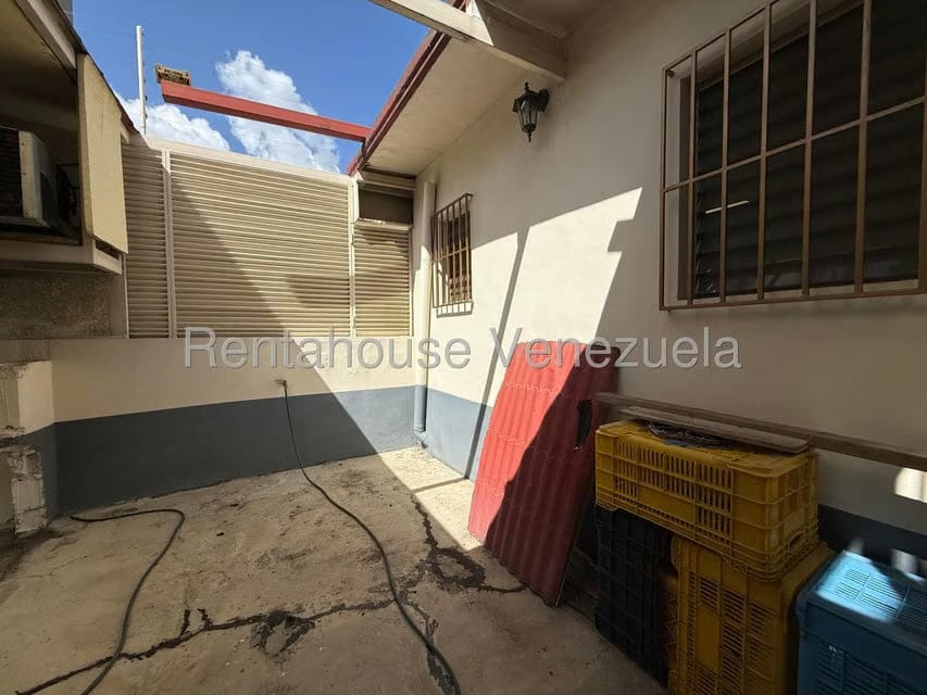Comercial (Local Comercial) en Venta en Valle Abajo, Distrito Metropolitano - 51