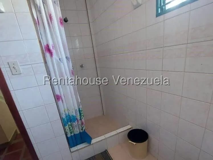 Casa (Duplex) en Venta en Playa Norte, Falcon - 16