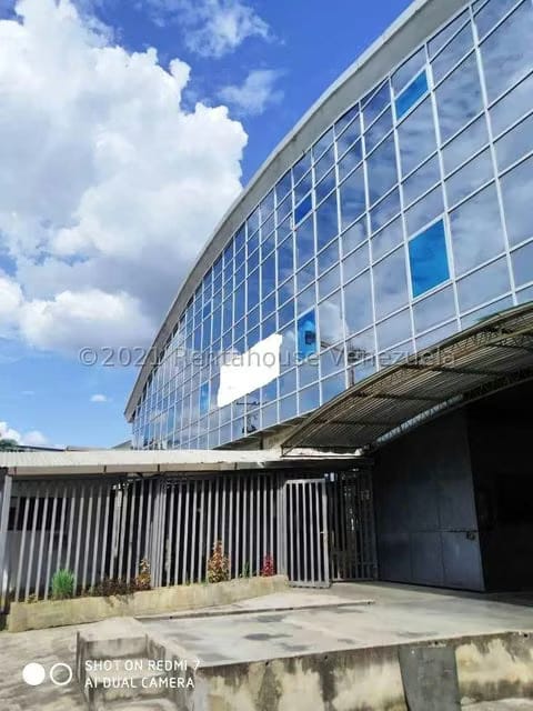 Comercial (Galpon - Deposito) en Venta en Rio Tuy, Miranda - 2