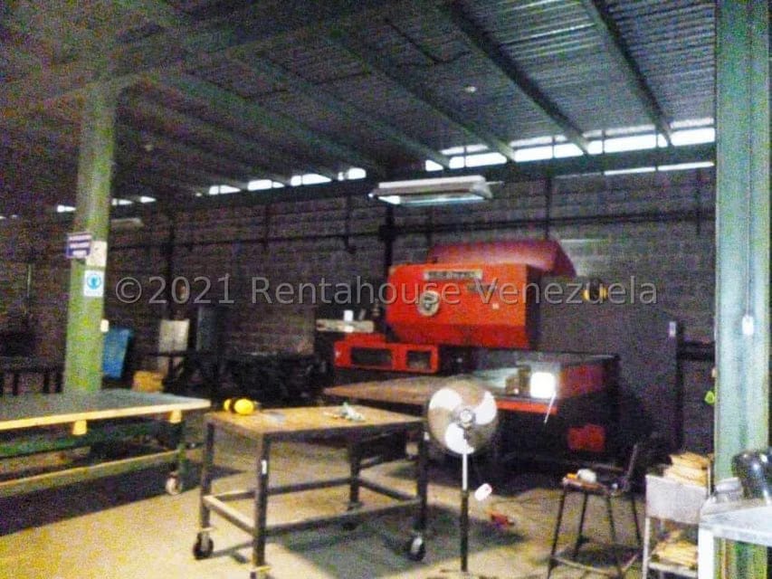 Comercial (Galpon - Deposito) en Venta en Rio Tuy, Miranda - 11