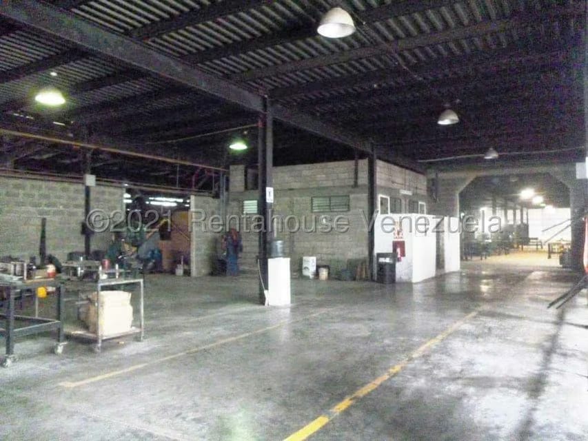 Comercial (Galpon - Deposito) en Venta en Rio Tuy, Miranda - 12