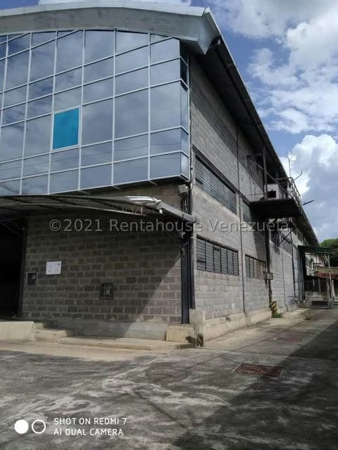 Comercial (Galpon - Deposito) en Venta en Rio Tuy, Miranda - 26