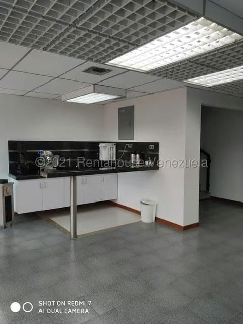 Comercial (Galpon - Deposito) en Venta en Rio Tuy, Miranda - 41